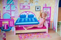 Domeček - velký, 7ks nábytku, pro panenky typu Barbie
